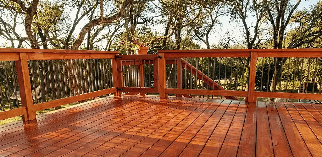 Deck sealing results with a freshly sealed wood deck in Minneapolis, MN